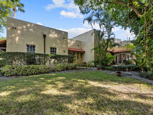 Home for sale at 1608 Lake Avenue - photo 6712945