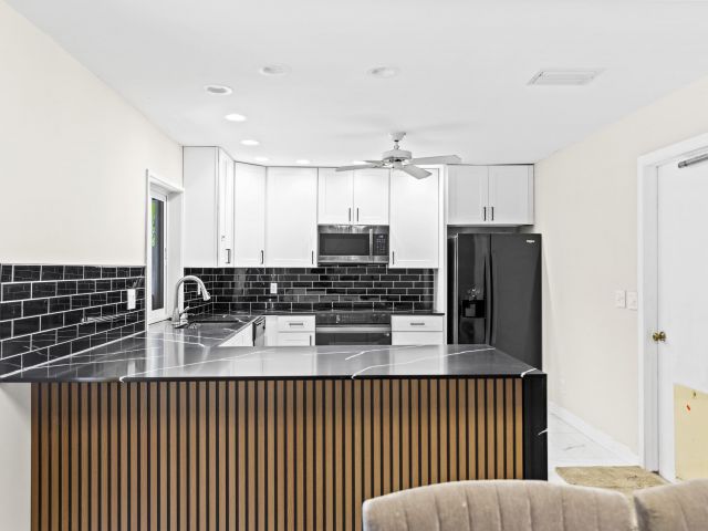 Home for sale at 3318 NW 69th Court - photo 6697870