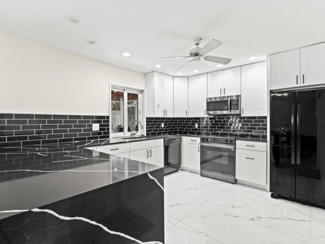 Home for sale at 3318 NW 69th Court - photo 6697874