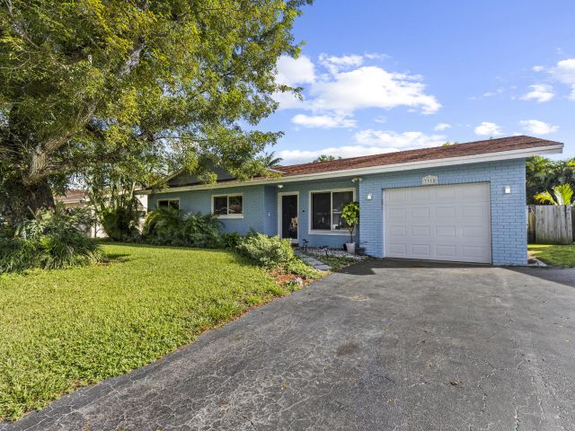 Home for sale at 3318 NW 69th Court - photo 6697887