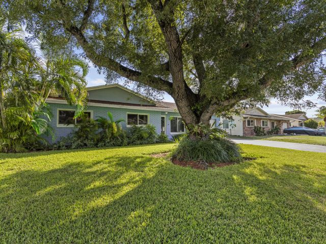 Home for sale at 3318 NW 69th Court - photo 6697889