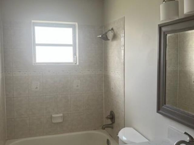 Home for rent at 500 NW 53rd Street - photo 6699923