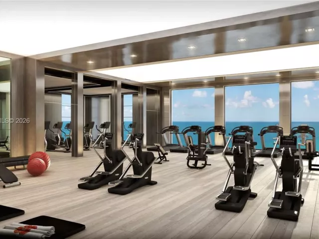 condo for rent in Miami Beach - 2301 Collins Ave 843 - MondialRealty