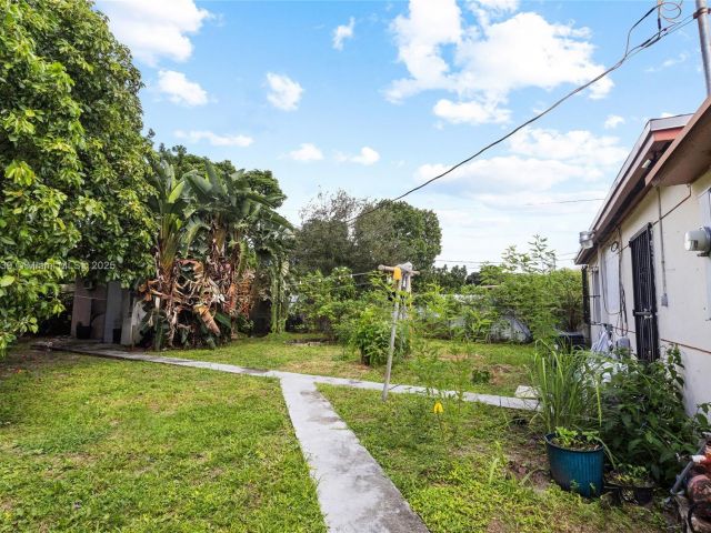 Home for sale at 431 NW 116th St - photo 7446189