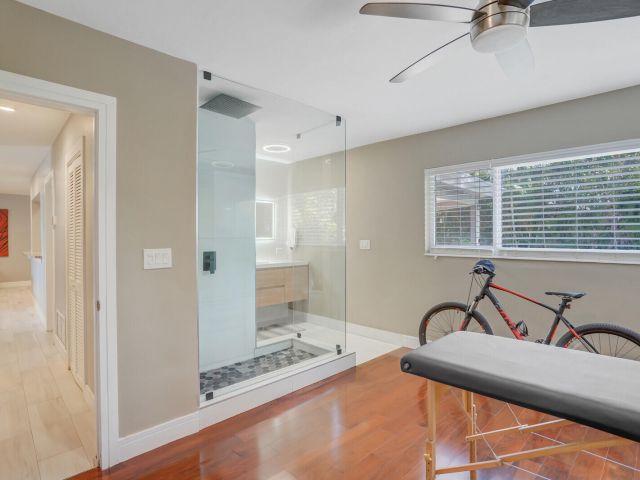 Home for sale at 3098 NE 5th Avenue - photo 6701617