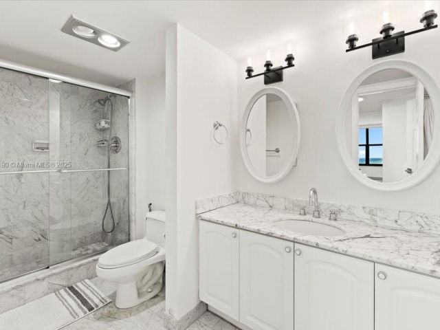 Apartment for sale  Unit #2004 - photo 6701157