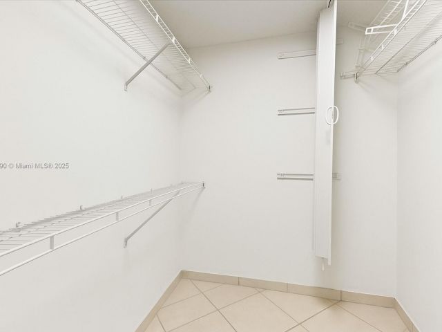 Apartment for sale  Unit #2004 - photo 6701158