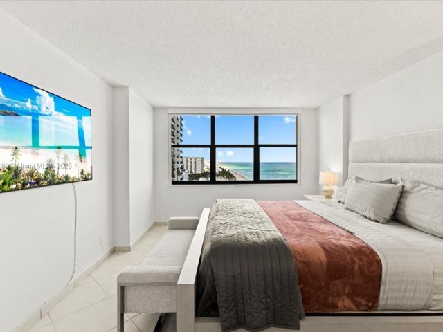 Apartment for sale  Unit #2004 - photo 6701160