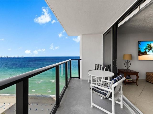 Apartment for sale  Unit #2004 - photo 6701162