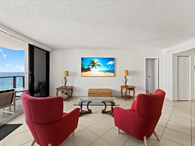 Apartment for sale  Unit #2004 - photo 6701165