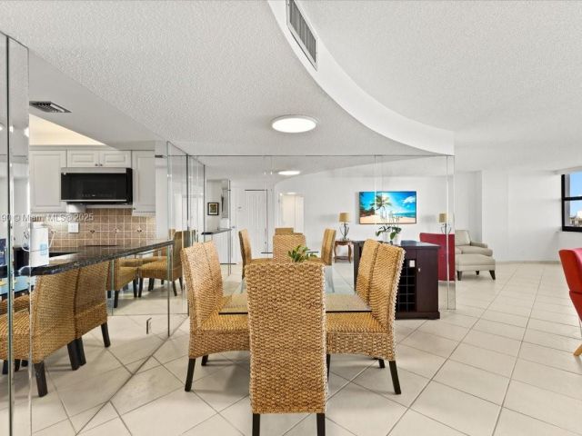 Apartment for sale  Unit #2004 - photo 6701166