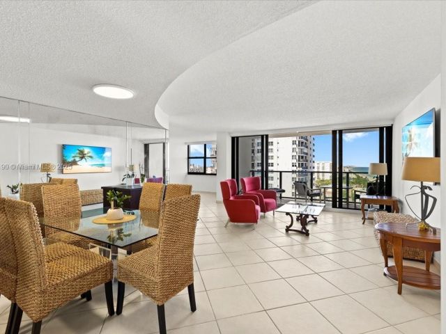 Apartment for sale  Unit #2004 - photo 6701167