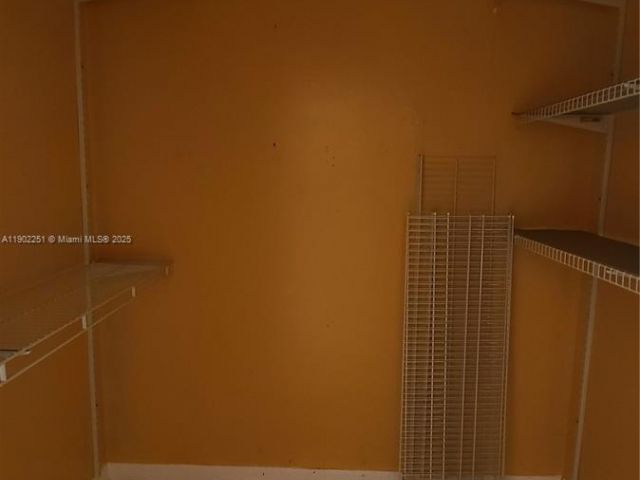 2-bedroom home for rent in Miami - 13458 SW 62nd St Q105 - MondialRealty