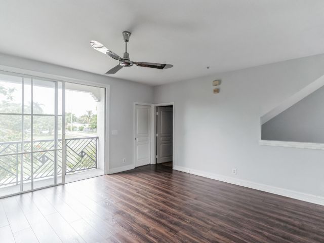 Home for rent at 310 NW 1st Street - photo 6707829
