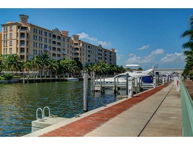 Apartment for sale  Unit #309 - photo 6702197