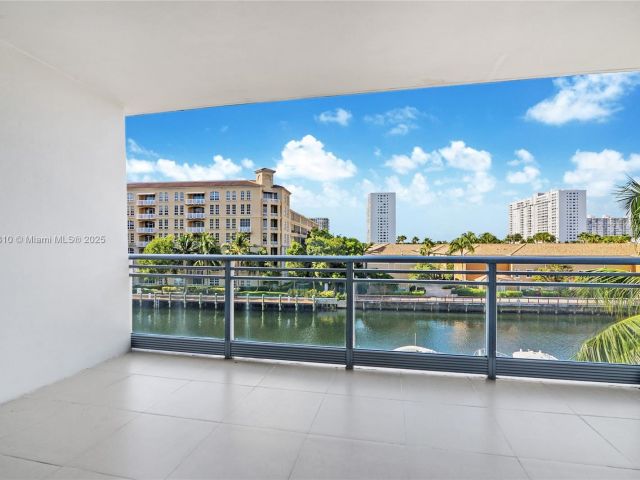 Apartment for sale  Unit #309 - photo 6702204