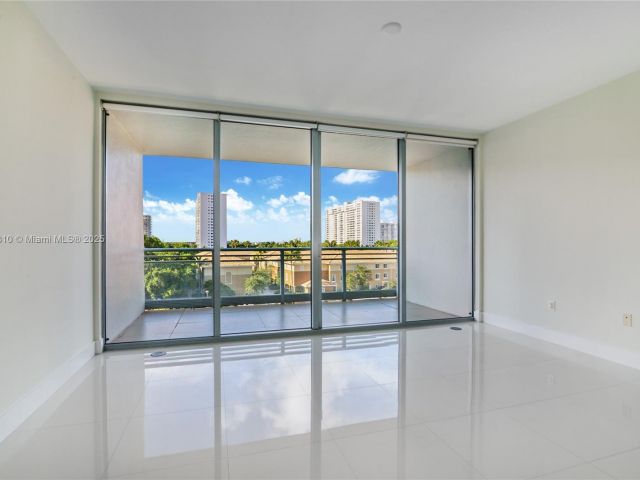 Apartment for sale  Unit #309 - photo 6702206