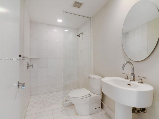 Apartment for sale  Unit #309 - photo 6702212