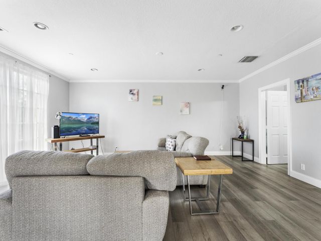 Home for sale at 1100 Cabana Road - photo 6725279