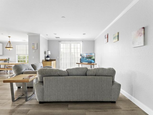 Home for sale at 1100 Cabana Road - photo 6725281