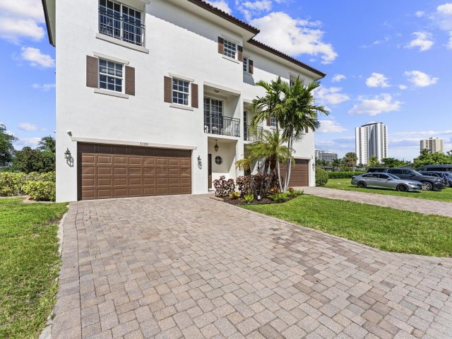 Home for sale at 1100 Cabana Road - photo 6725287