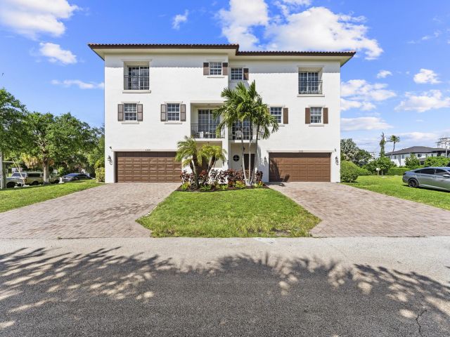 Home for sale at 1100 Cabana Road - photo 6725294