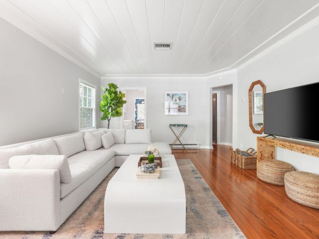 Home for sale at 435 31st Street - photo 6712532