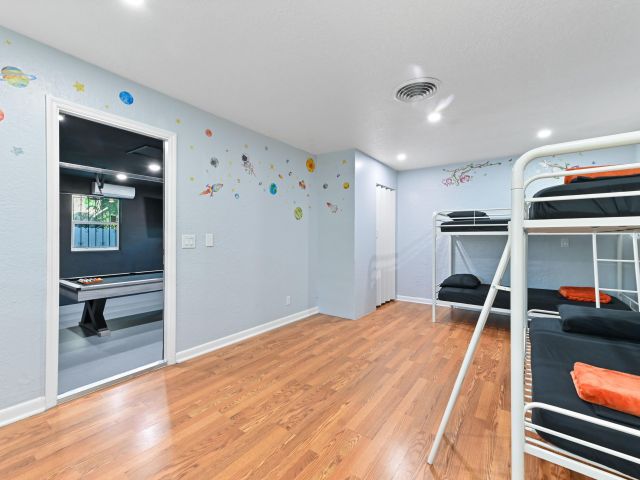 Home for rent at 2128 Dock Street - photo 6717309