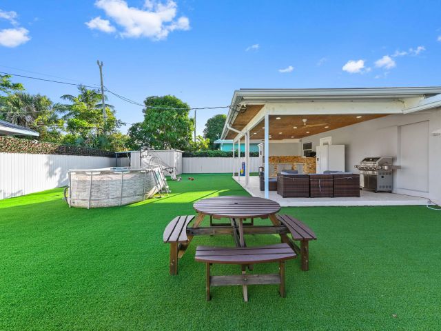 Home for rent at 2128 Dock Street - photo 6717323