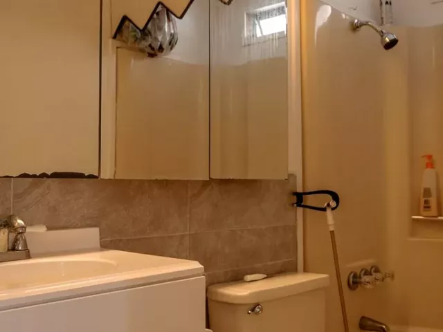 2-bedroom condo for rent in Fort Lauderdale - 2200 N Ocean Blvd N504 - MondialRealty