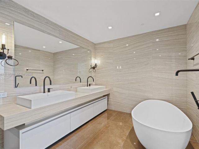 Apartment for rent  Unit #N504 - photo 6720480