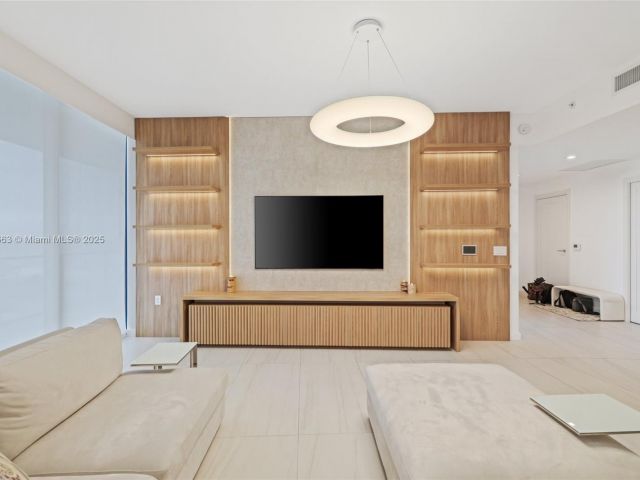 Apartment for rent  Unit #N504 - photo 6720482