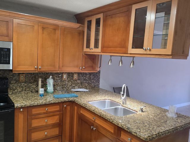 Home for rent at 18110 SW 139th Court - photo 6713168