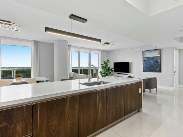 Apartment for sale  Unit #1409 - photo 6715323