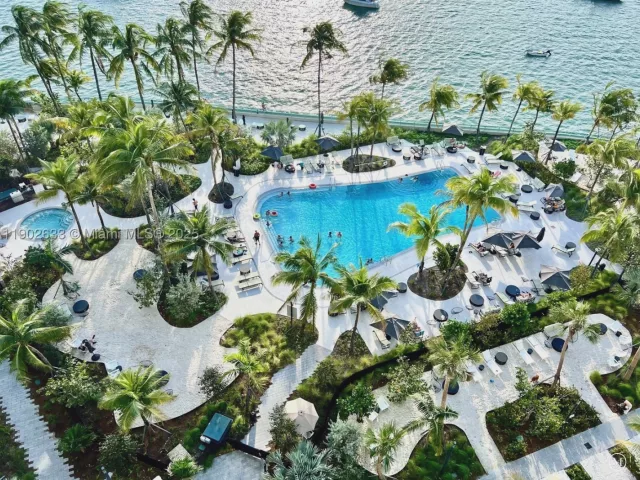2-bedroom condo for rent in Miami Beach - 1500 Bay Rd 846S - MondialRealty