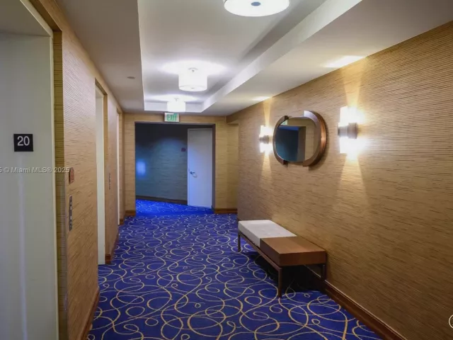 2-bedroom condo for sale in Sunny Isles Beach - 16500 COLLINS AV 2055 - MondialRealty