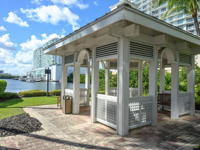 Apartment for sale  Unit #2055 - photo 6703612