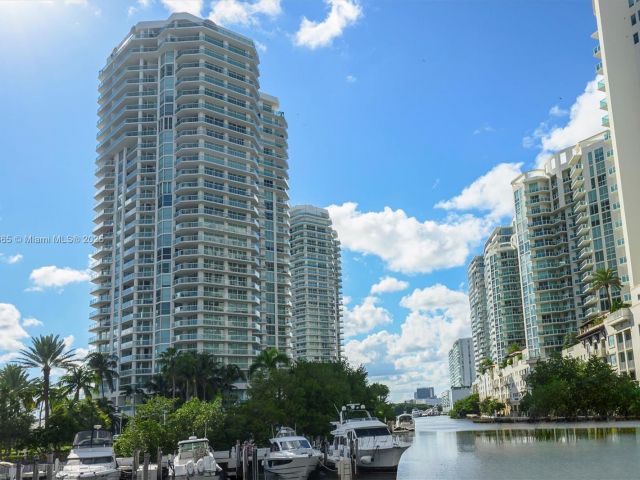 Apartment for sale  Unit #2055 - photo 6703616