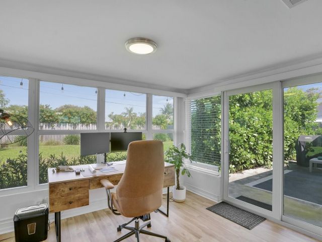 Home for sale at 455 NE 34th Street - photo 6781283