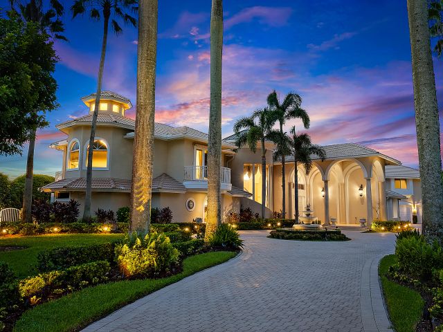 Home for sale at 10248 Heronwood Lane - photo 6729070