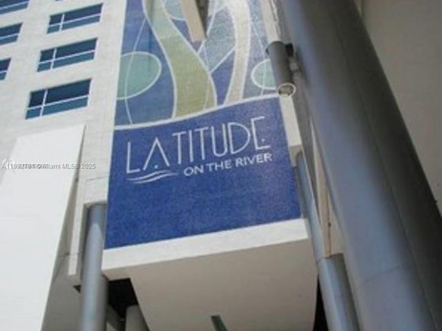 Apartment for rent  Unit #1906 - photo 7440555