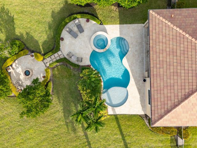 Home for sale at 6760 Fox Hollow Drive - photo 6738564