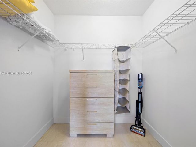 Apartment for sale  Unit #613 - photo 6718043