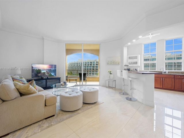 Apartment for sale  Unit #613 - photo 6718052