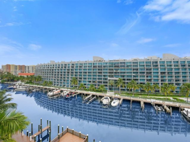 Apartment for sale  Unit #613 - photo 6718061