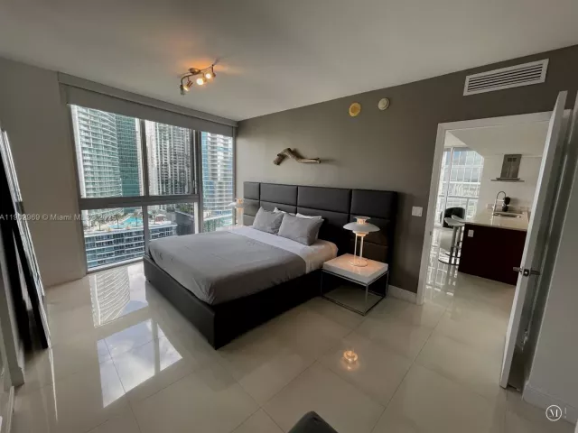 2-bedroom condo for sale in Miami - 485 Brickell Ave 2602 - MondialRealty