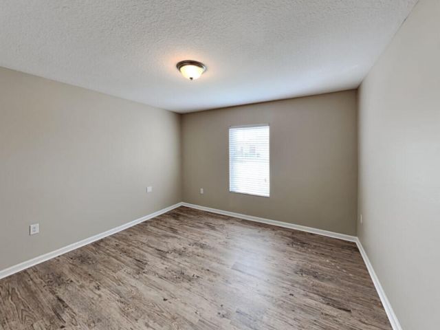 Home for rent at 1343 Scottsdale Road E - photo 6711054