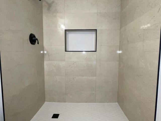 Home for rent at 3764 Victoria Drive - photo 6729367