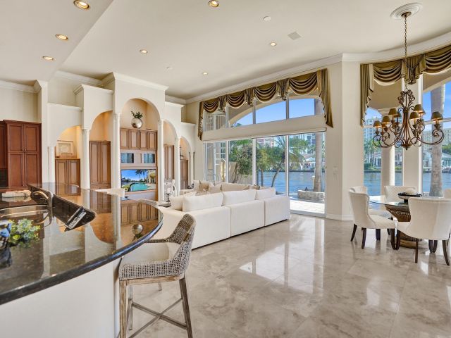 Home for sale at 612 Admirals Way - photo 6734474