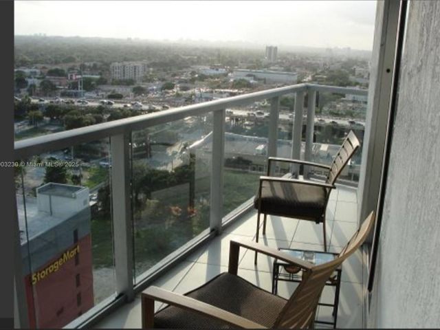 Apartment for sale  Unit #1802 - photo 6711400